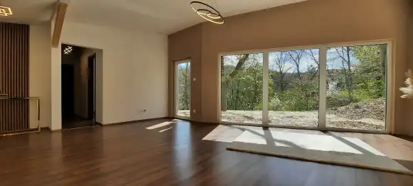 Eladó új építésű családi ház, Kismaros 2+1 szoba 70 m² 79.9 M Ft