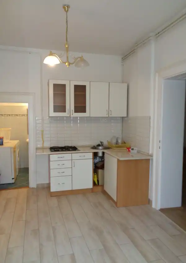Kiadó téglalakás, Vác 1 szoba 43 m² 150 E Ft/hó