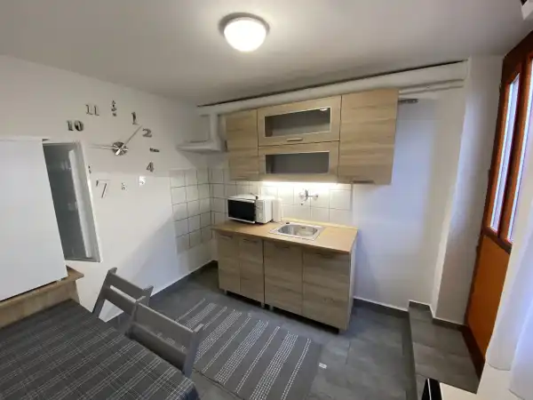 Kiadó téglalakás, Vác 1 szoba 23 m² 130 E Ft/hó