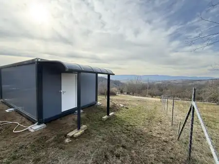 Eladó nyaraló, Vác 1 szoba 27 m² 25.9 M Ft