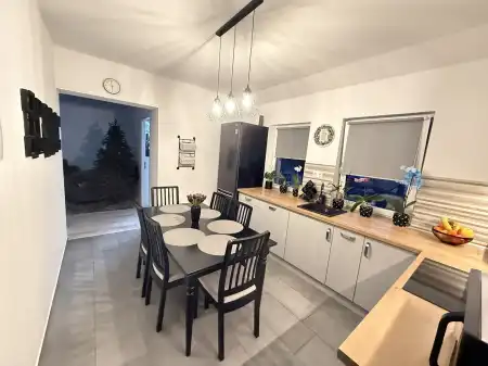 Eladó téglalakás, Vác 3+1 szoba 82 m² 94.9 M Ft